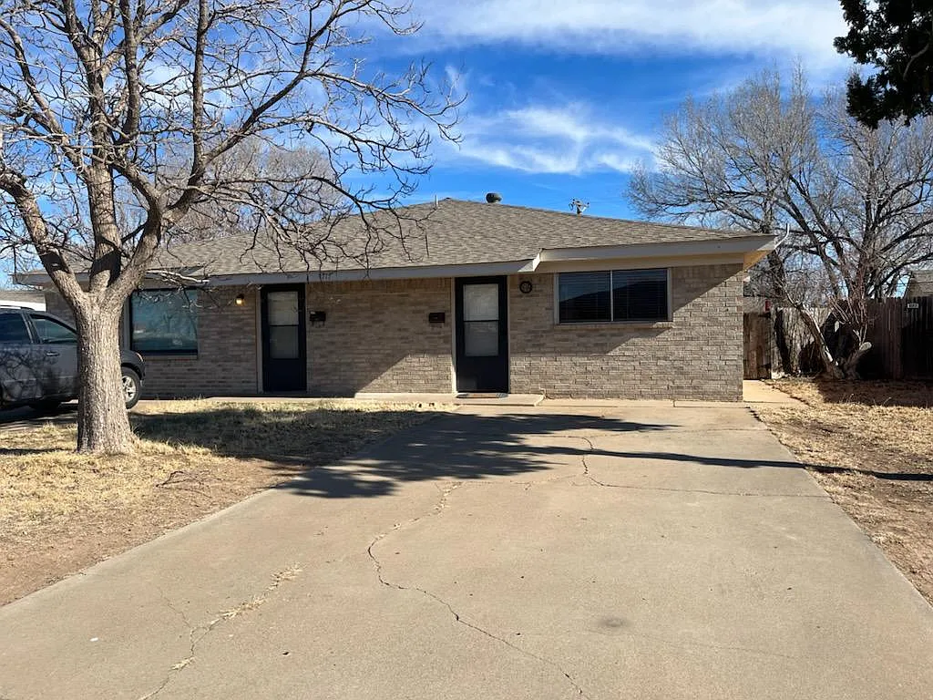 1 bed, 750 sqft, $925 — Photo 1