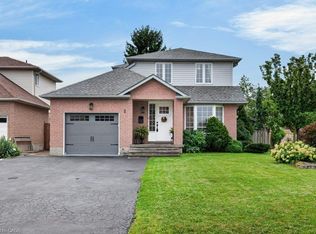 2 Luciano Ct, Hamilton, ON L9A 5G4