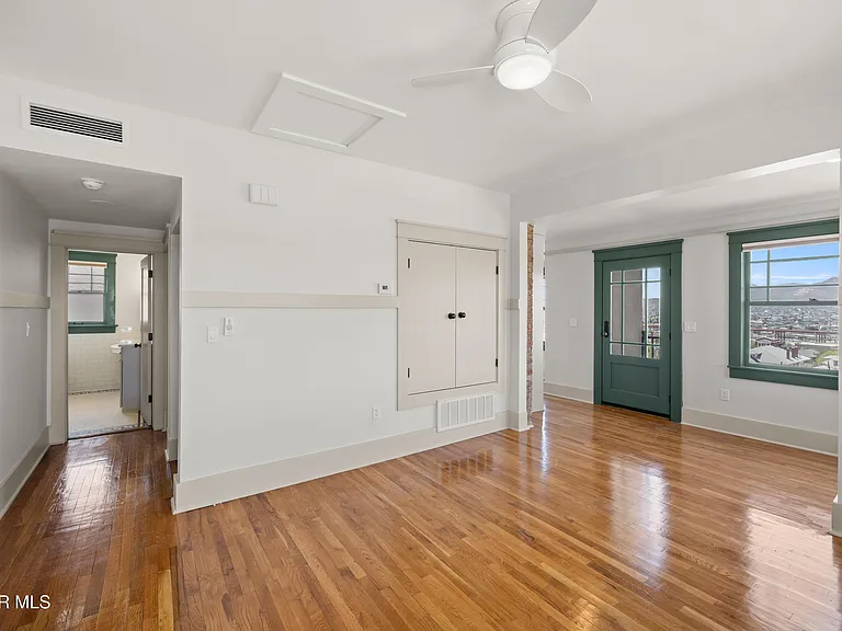 914 W Yandell Dr #3B — Photo 14