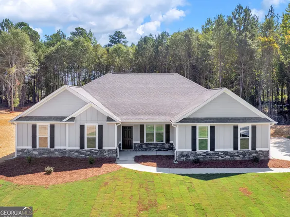 149 Hunters Chase Ct, Eatonton, GA 31024
