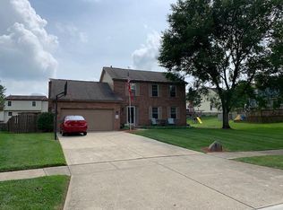 365 Timber Ridge Dr E, Pickerington, OH 43147