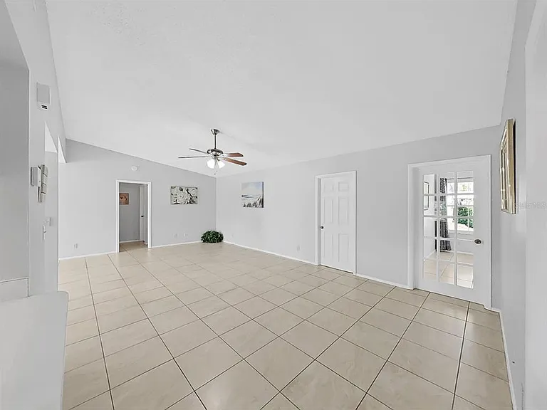 878 Rustic Oaks Dr — Photo 14