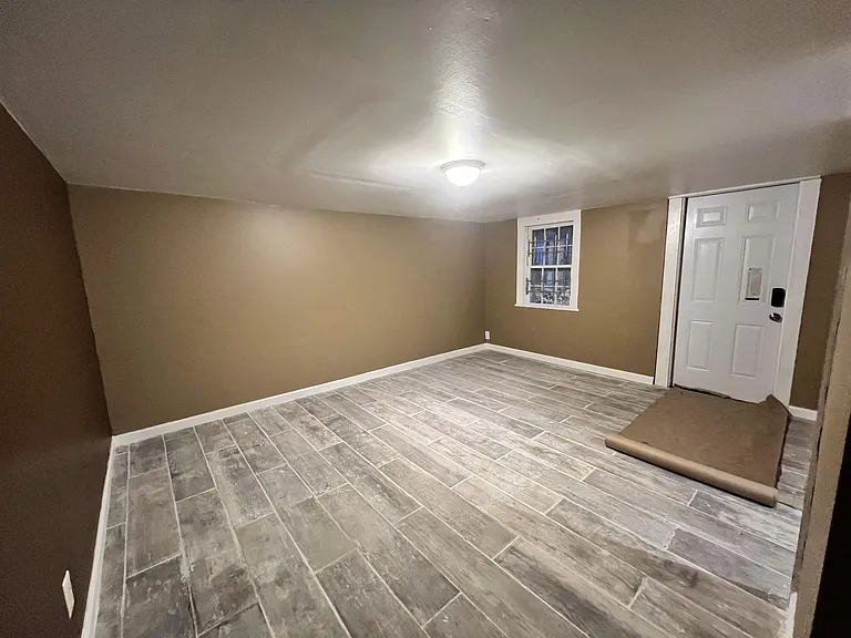 315 W 14th St #2 — Photo 3
