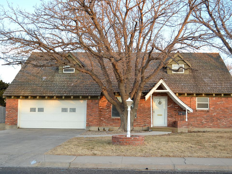 1st image of 407 Holman Ln