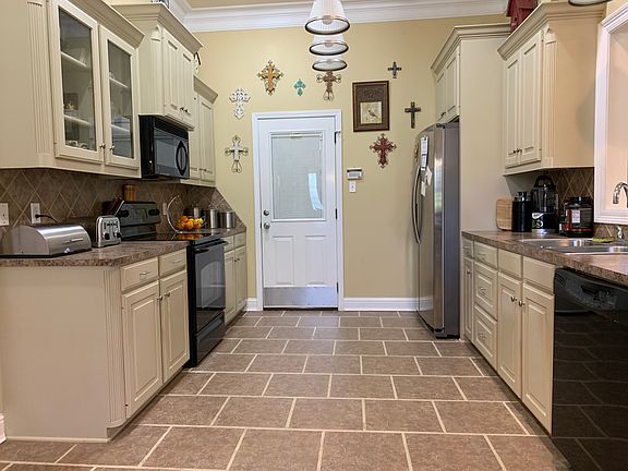 2nd image of 141 Kenny Ln
