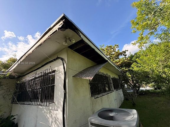 4th image of 5861 SW 63rd Ct