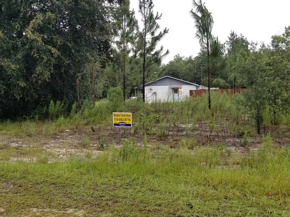2nd image of 8562 N Reina Loop