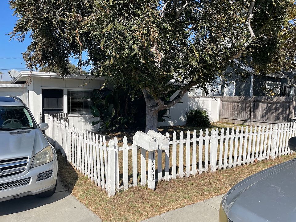 1st image of 1593 Redlands Pl