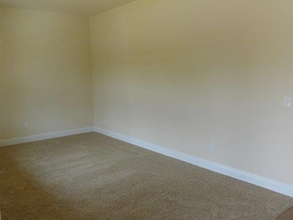 3rd image of 5306 Dalton Cir