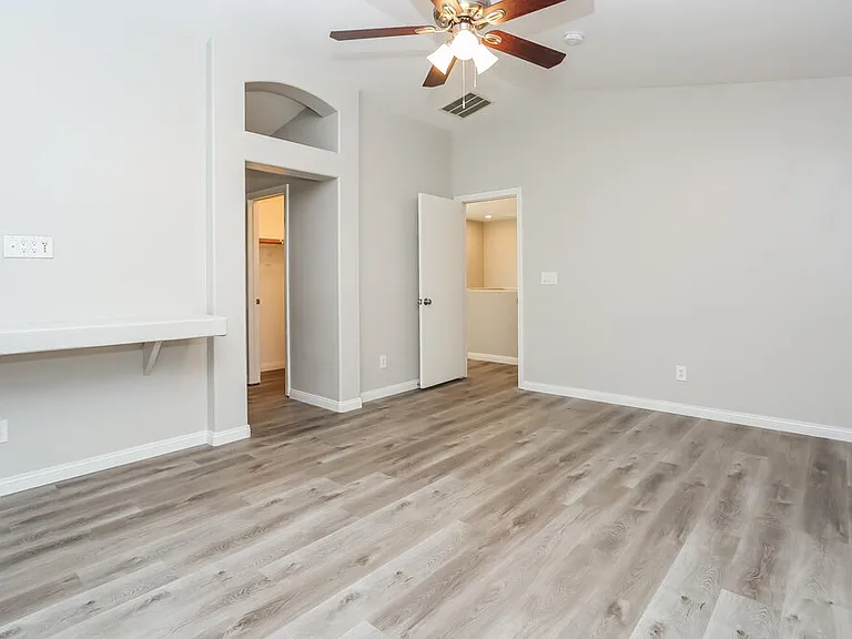 6425 Butterfly Sky St — Photo 11