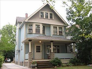 1st image of 1331 W 114th St