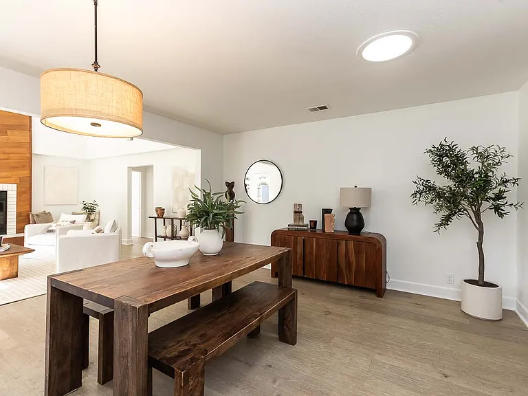 380 Christina Way — Photo 40
