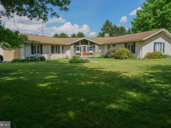 389 Basehoar Rd, Littlestown, PA 17340