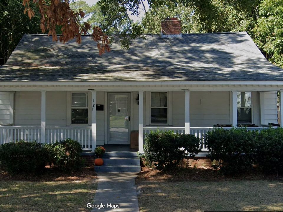 2nd image of 121 N Eastern St