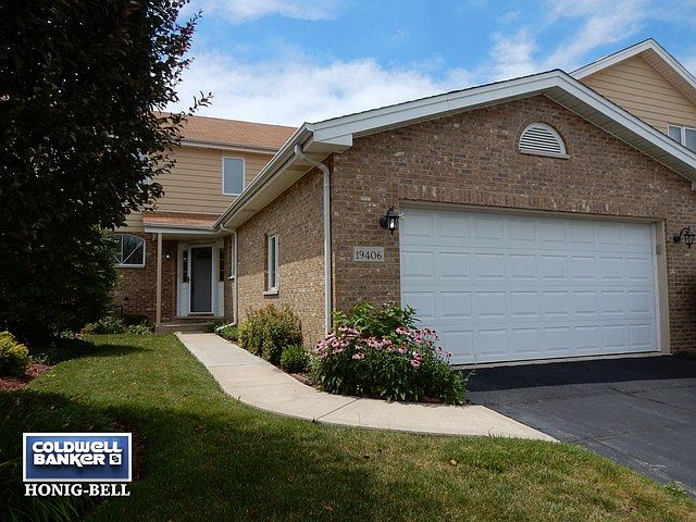 1st image of 19406 Cranfield Ln