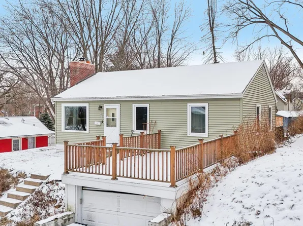 46 Winona St E, Saint Paul, MN 55107