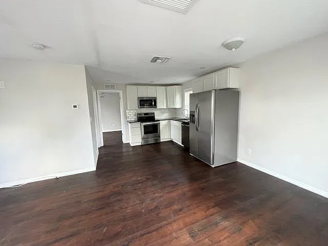 334 21st Ave S #6 — Photo 5