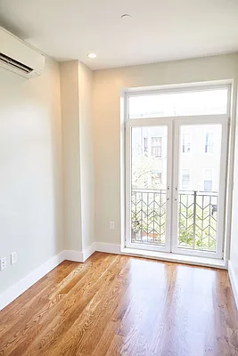 Rented by Brooklyn Group | media 17