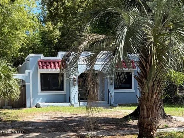 168 Saint Paul St, Biloxi, MS 39530