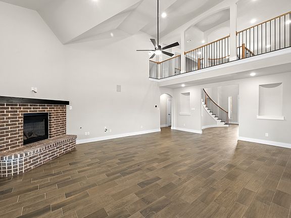 7th image of this home