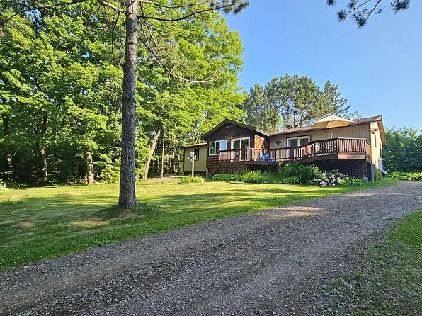 61 Old Ski Hill Rd, Grand Marais, MN 55604