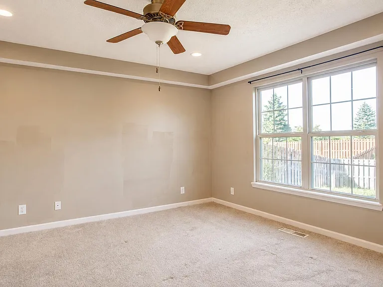 3937 Amethyst Dr — Photo 16