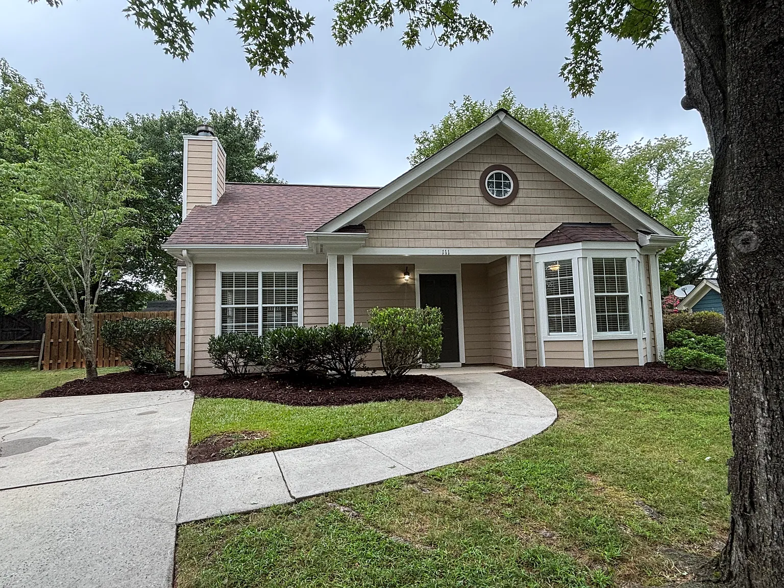 3 bed, 1105 sqft, $1,890 — Photo 1