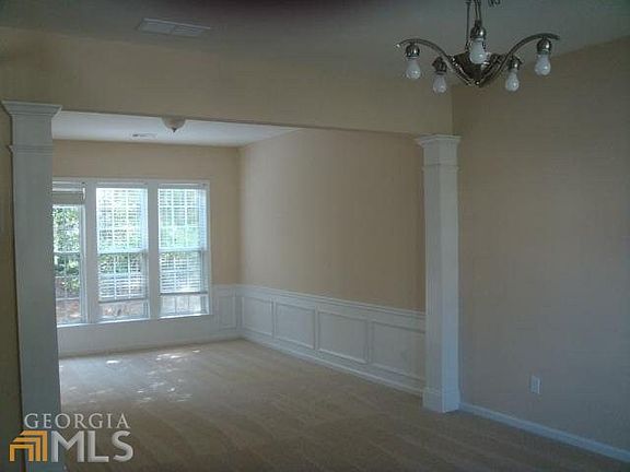 3rd image of 424 Wedmore Ct