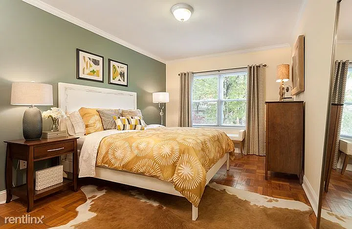 47 Thornton Rd. Brookline Shared Unit Photo 6