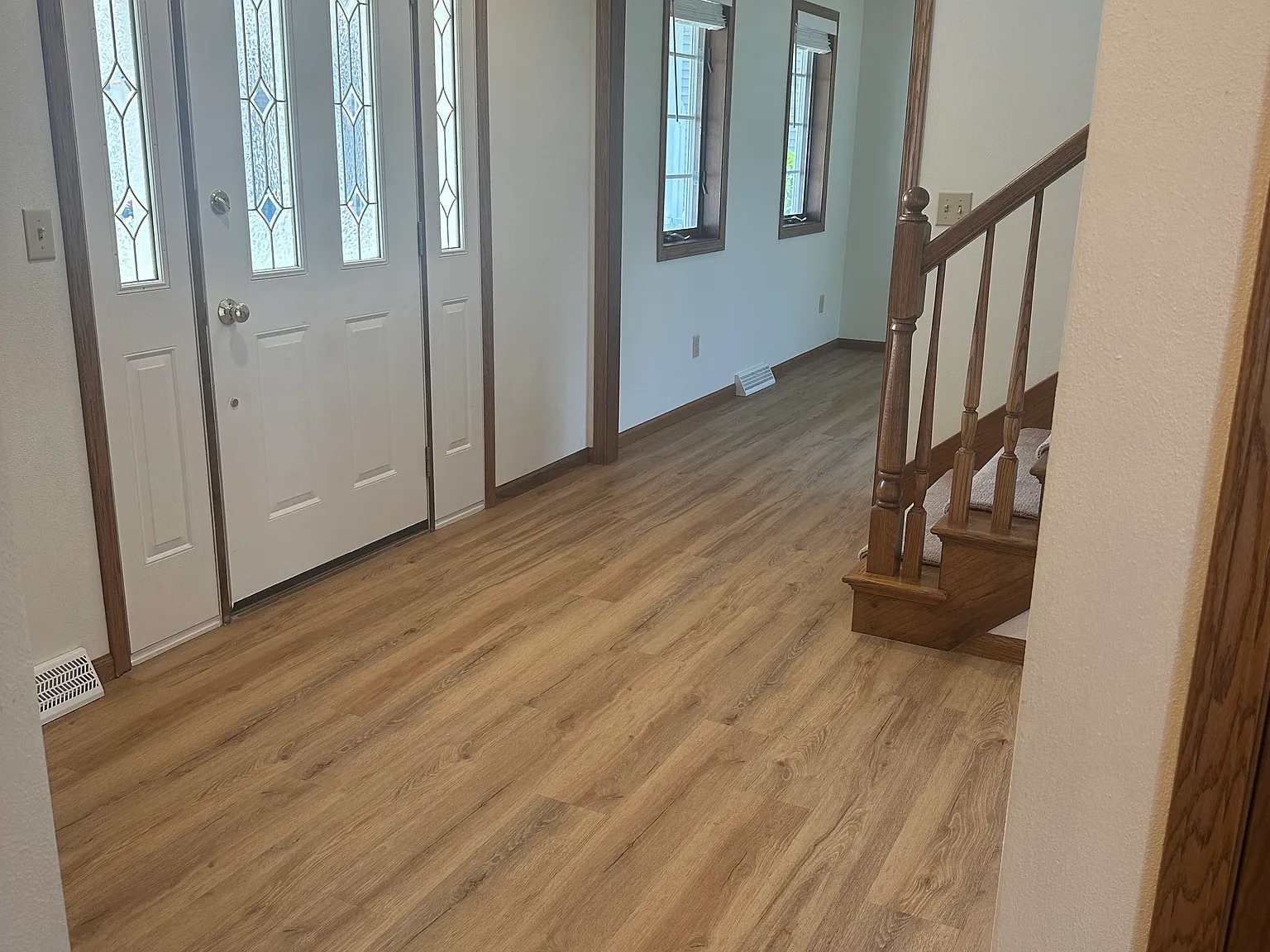 3 bed, 2.5 bath, 2100 sqft, $2,499 — Photo 4