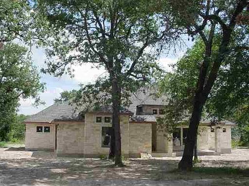 1st image of 415 ROSE WOOD DR