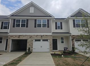 67 Village Edge Dr, Lillington, NC 27546