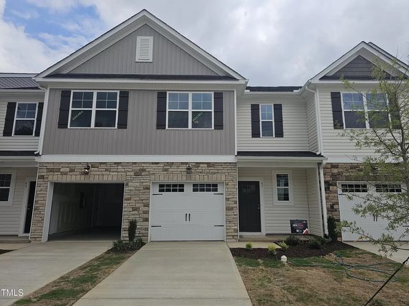 67 Village Edge Dr