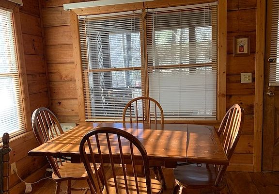 5th image of 251 Rockhouse Rd