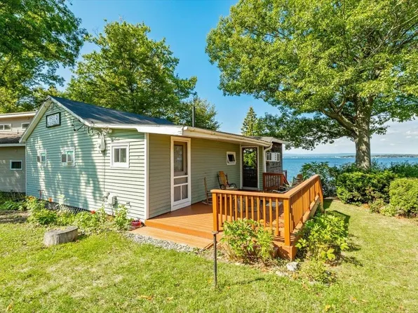 24 Harrington Lane, South Hero, VT 05486
