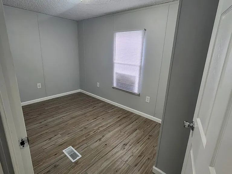 Court Fairview — Photo 27