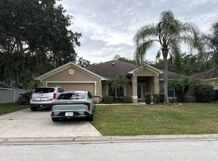2843 Blackwater Oaks Dr, Mulberry, FL 33860