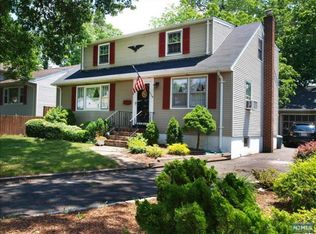 14 New Jersey Ave, Bergenfield, NJ 07621