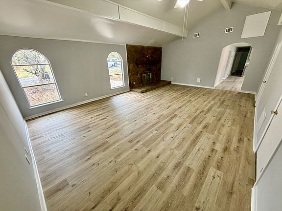 5th image of 6108 Deerfield Ct