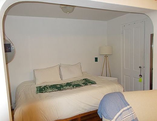 3rd image of 469 Saint Johns Pl APT 1B