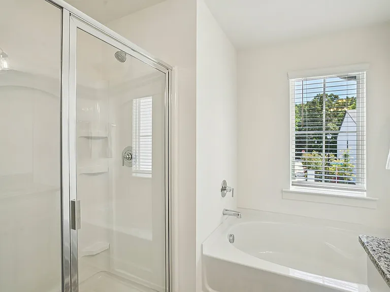 20-web-or-mls-2021 Old Covington Hwy SE 228-2305-020