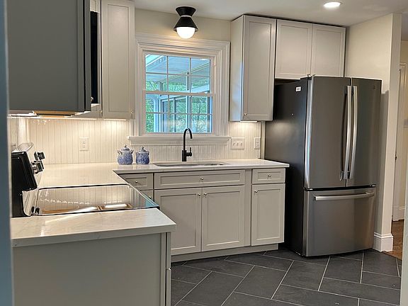 Open kitchen