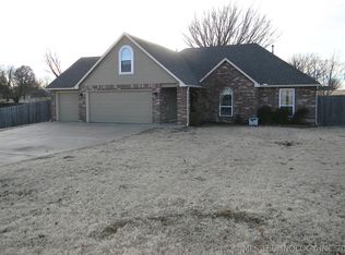 14114 S 220th East Ave, Coweta, OK 74429