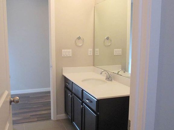 5th image of 4058 Sawtooth Ct
