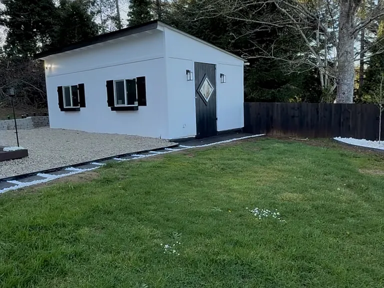1398 Oregon Ave — Photo 30