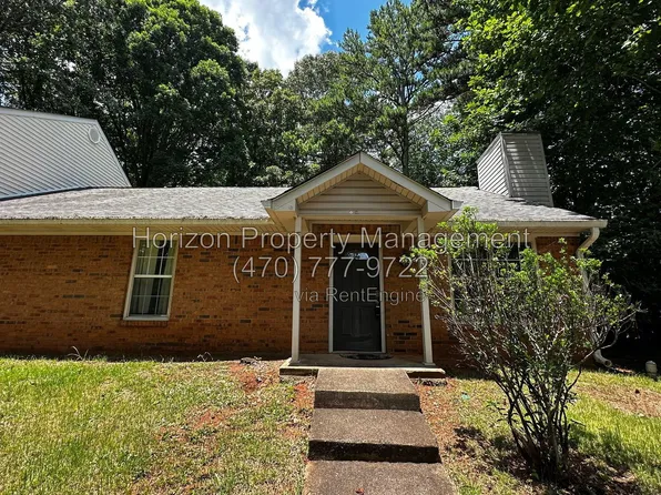 4925 Farmstead Ct NE, Woodstock, GA 30188