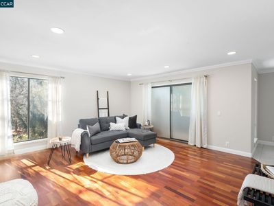 350 N Civic Dr APT 304, Walnut Creek, CA, 94596