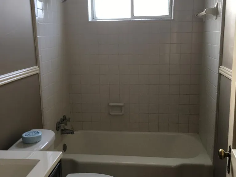 2403 Poincianna St SW — Photo 5