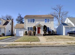 1326 Glendale Pl, Union, NJ 07083