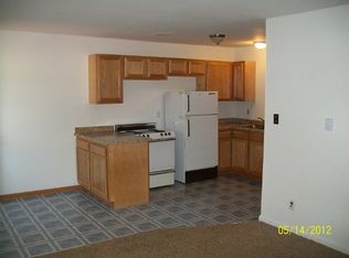 407 W Mulberry St APT 8, Watseka, IL 60970